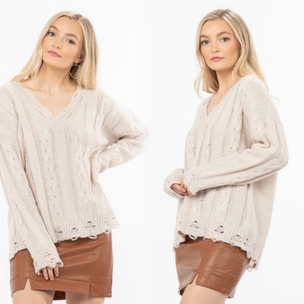 Cable knitted soft v neck sweater with distress - Picture 1 of 7